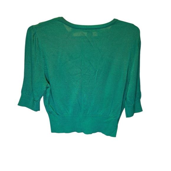 NEW 🤩 White Black Women's Cropped Green Sweater, Sz L . - Picture 3 of 6